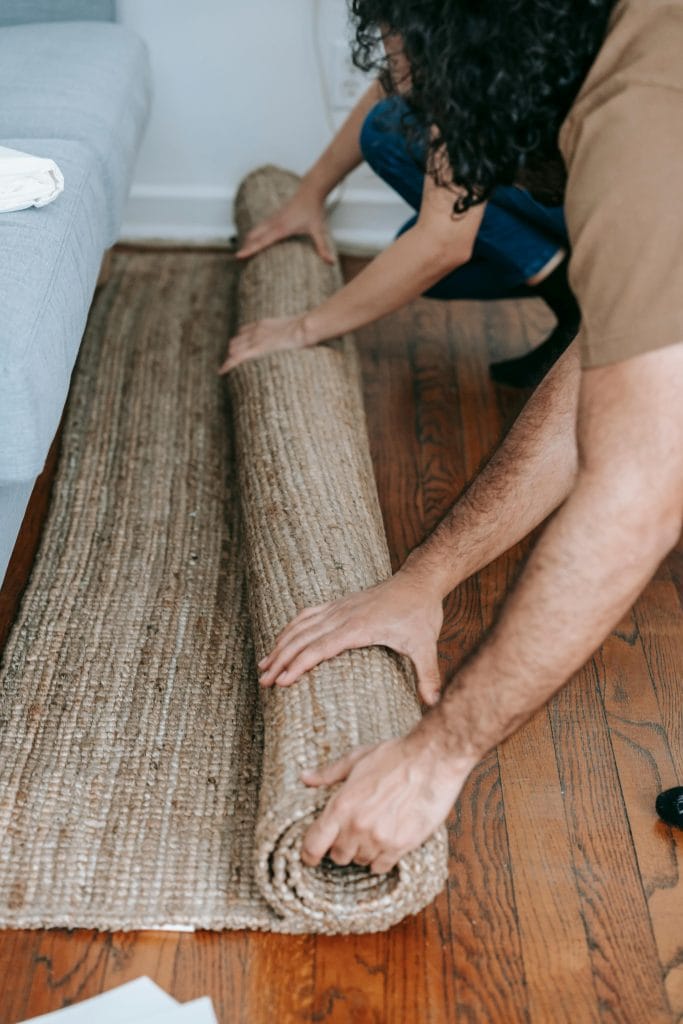 cuanto se cobra por la limpieza de alfombra